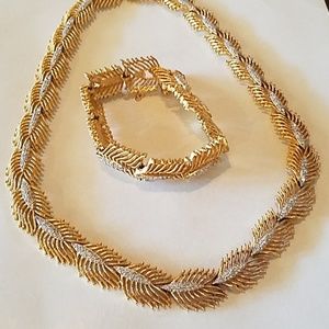 Trifari vintage necklace